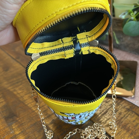 Popcorn Shoulder Bag - Picture 3 of 5